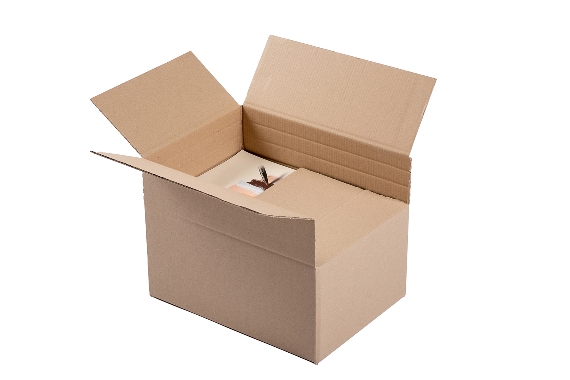 Boite en carton à rabats à hauteur variable double cannelure